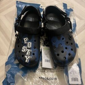 CROCS POST MALONE: Black & Blue Camouflage with POSTY Charms 8M/10W